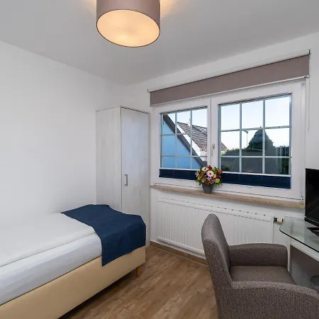 Hotell Tom's Hus Heiligenhafen