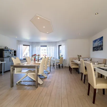 Tom's Hus 3* Heiligenhafen