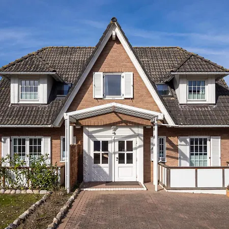 Hotel Tom's Hus Heiligenhafen