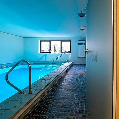Tom's Hus Hotell Heiligenhafen