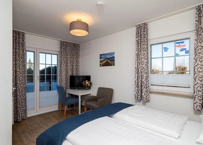 Tom's Hus ハイリゲンハーフェン